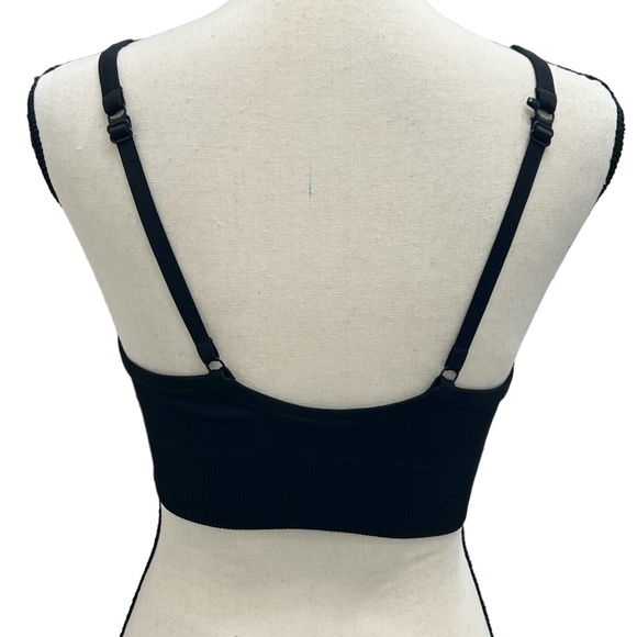 LULULEMON BLACK EBB TO STREET BRA - Picture 7 of 16